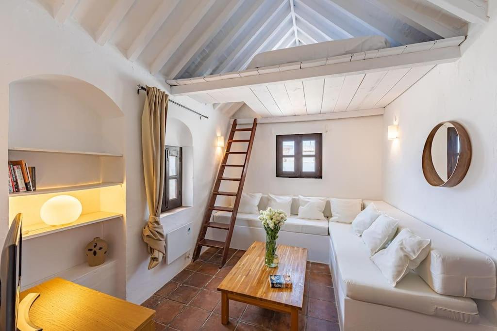 Апартаменты Casa Pepita - Old Town - Relax Terrace With Views Тарифа Экстерьер фото